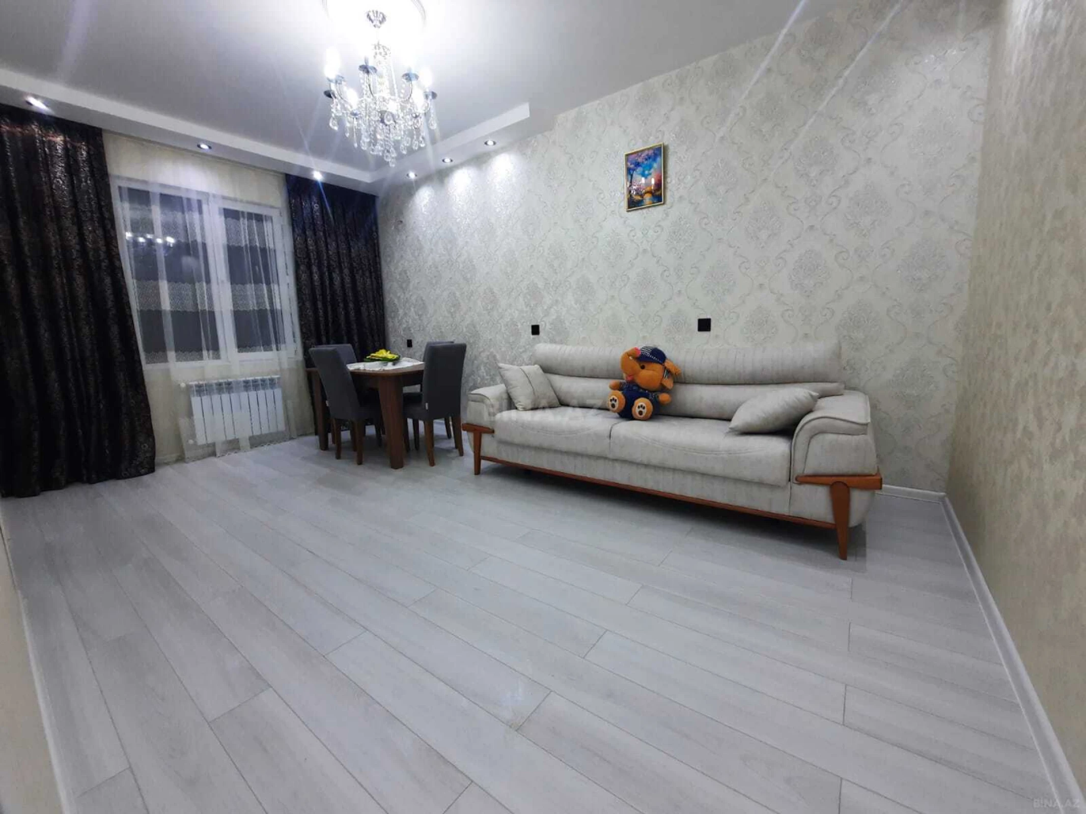 Satılır 2 otaqlı mənzil 55 m²