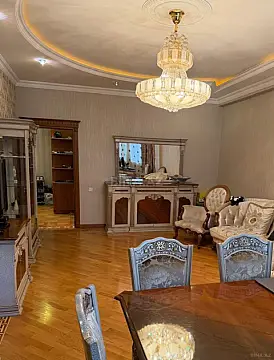 Satılır 3 otaqlı mənzil 125 m²