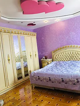 Satılır 4 otaqlı mənzil 170 m²