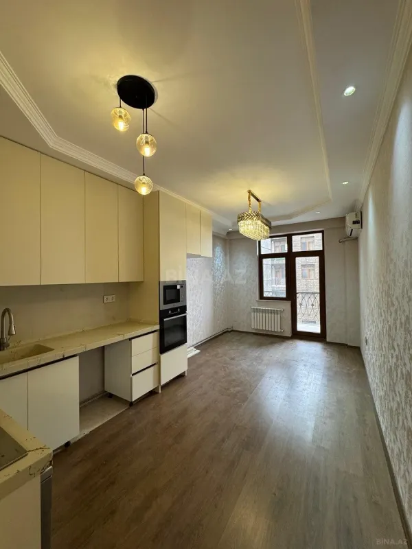Satılır 2 otaqlı mənzil 77.6 m²
