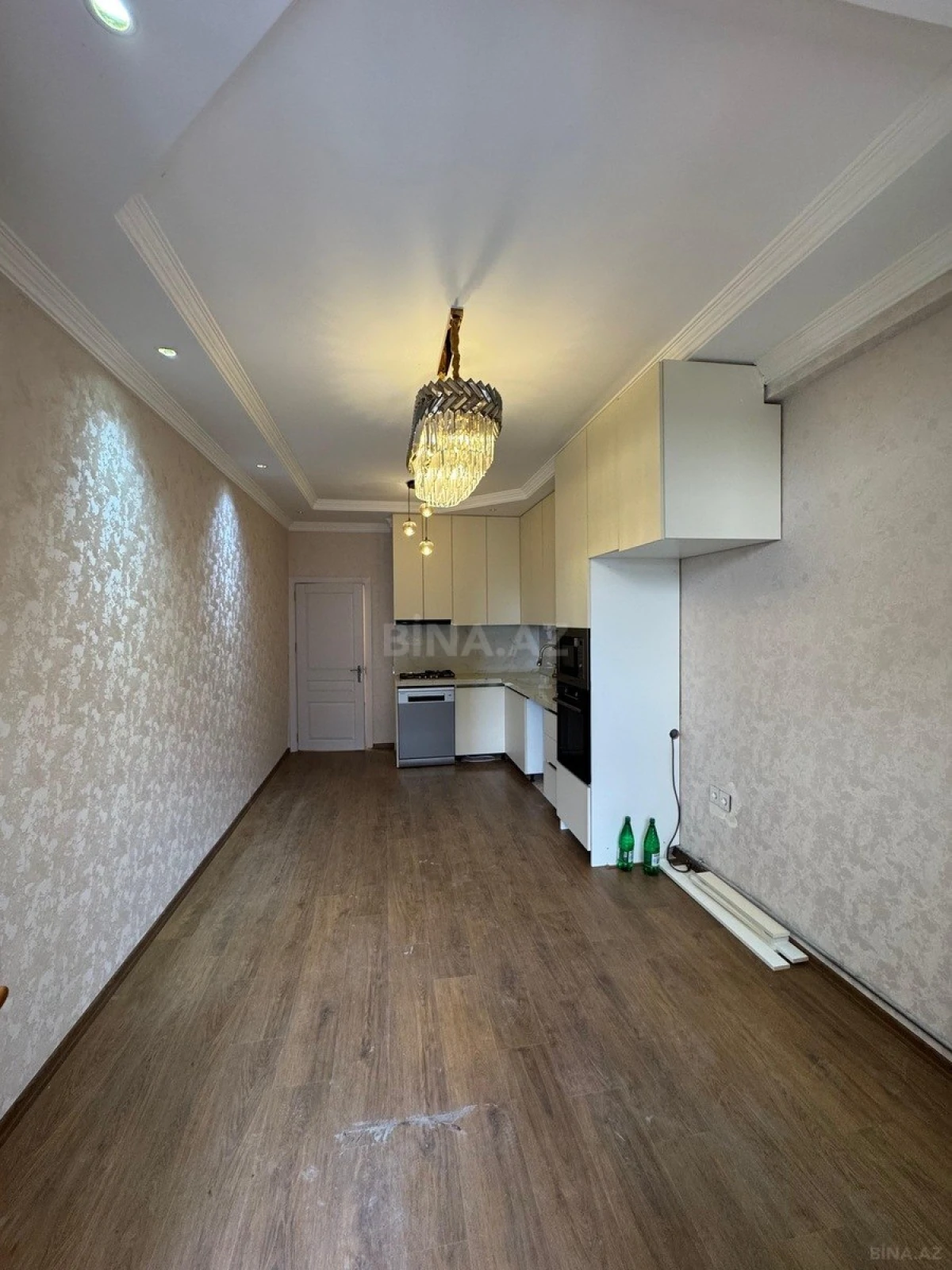 Satılır 2 otaqlı mənzil 77.6 m²