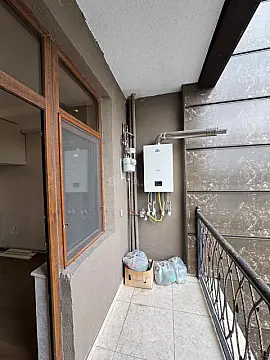 Satılır 2 otaqlı mənzil 77.6 m²