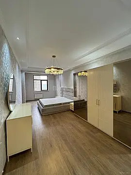Satılır 2 otaqlı mənzil 77.6 m²