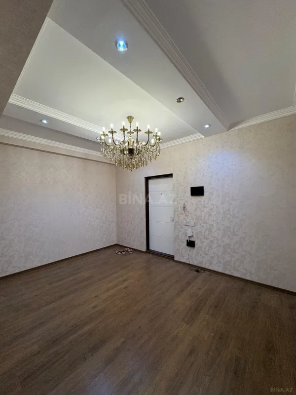 Satılır 2 otaqlı mənzil 77.6 m²