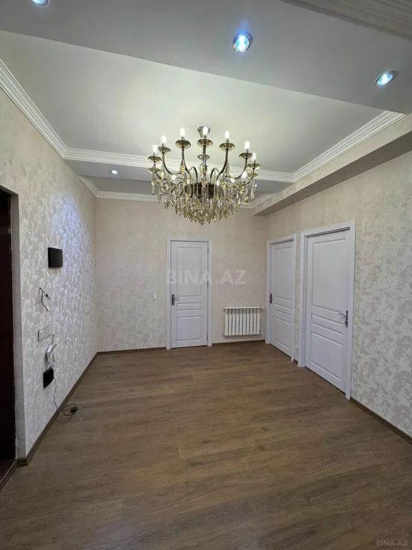 Satılır 2 otaqlı mənzil 77.6 m²