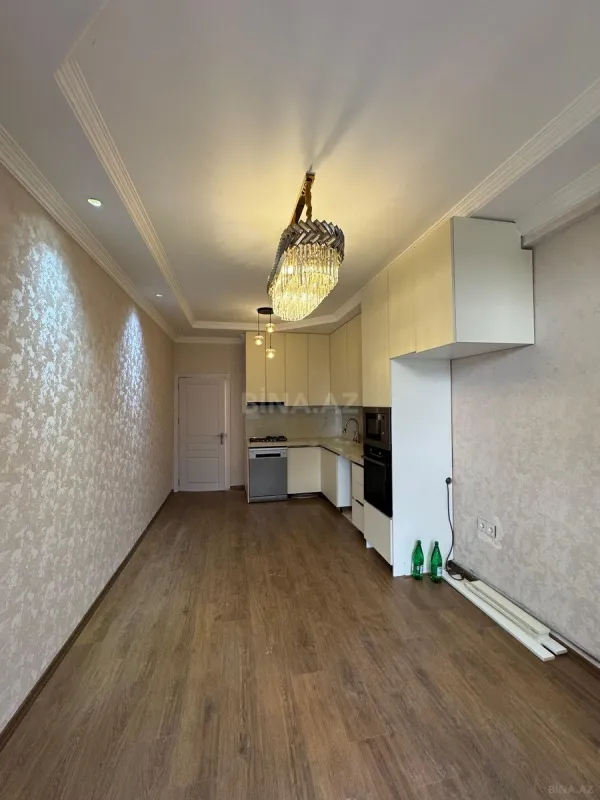 Satılır 2 otaqlı mənzil 77.6 m²