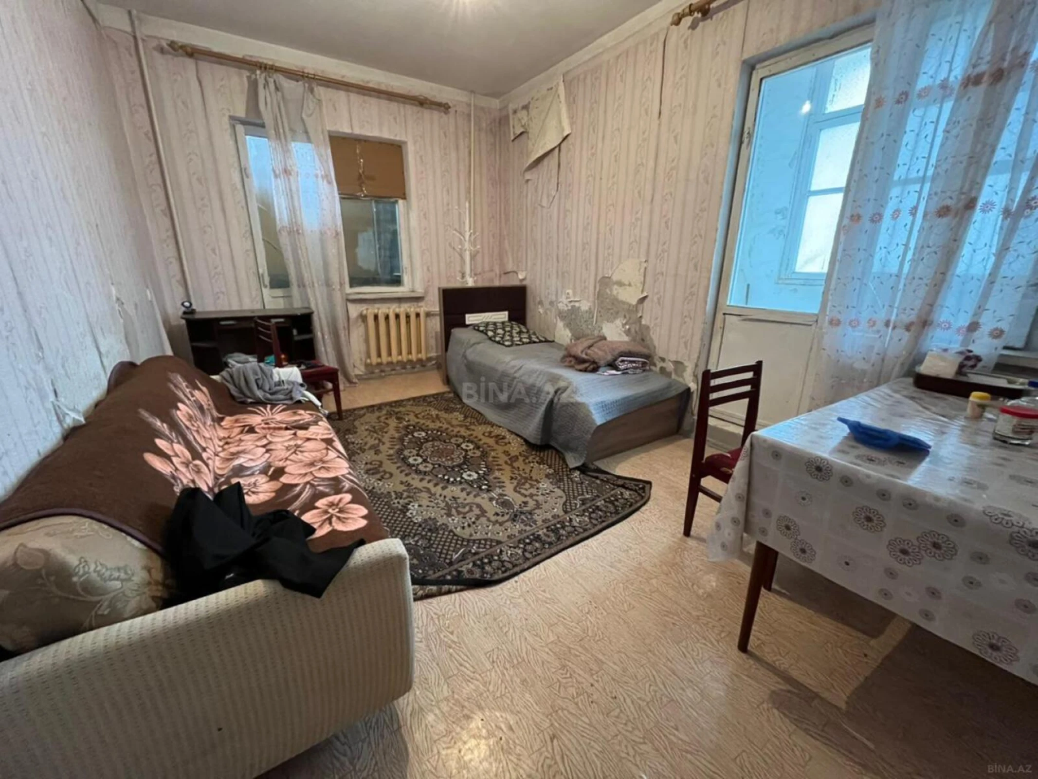 Satılır 2 otaqlı mənzil 65 m²