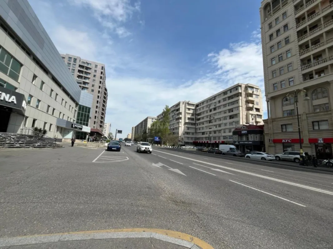 Satılır 2 otaqlı mənzil 65 m²