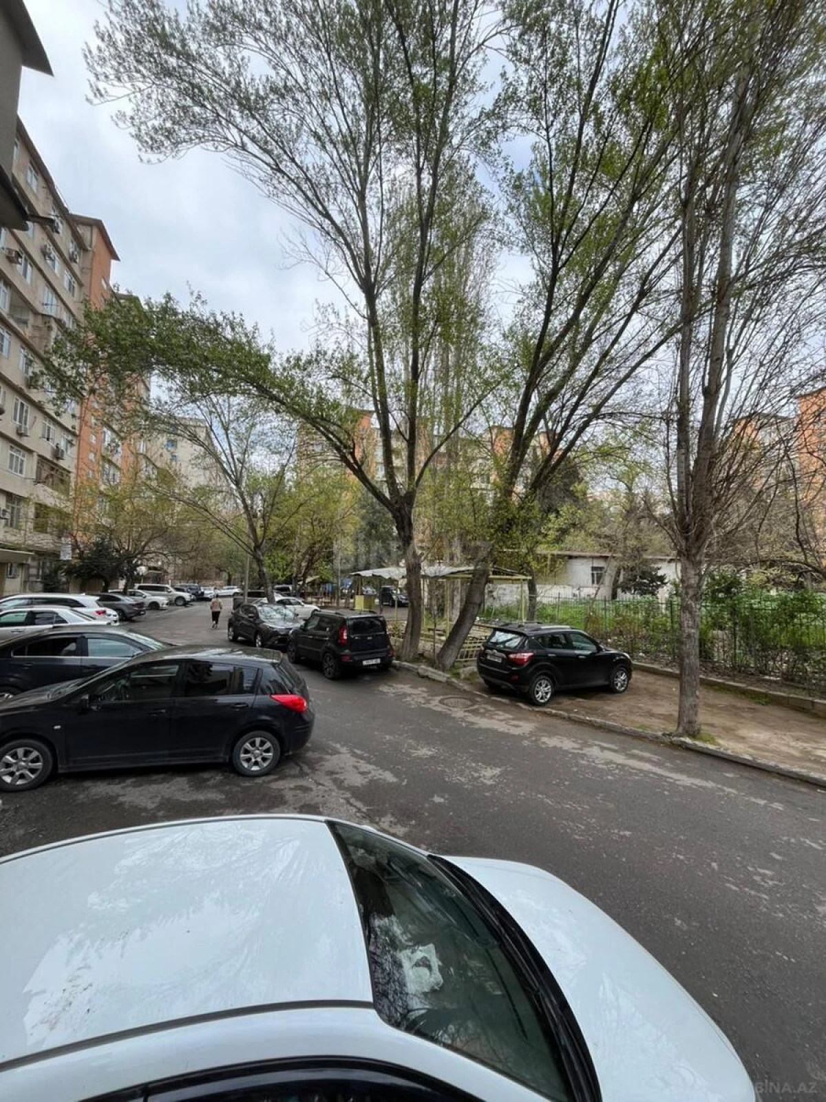 Satılır 2 otaqlı mənzil 65 m²