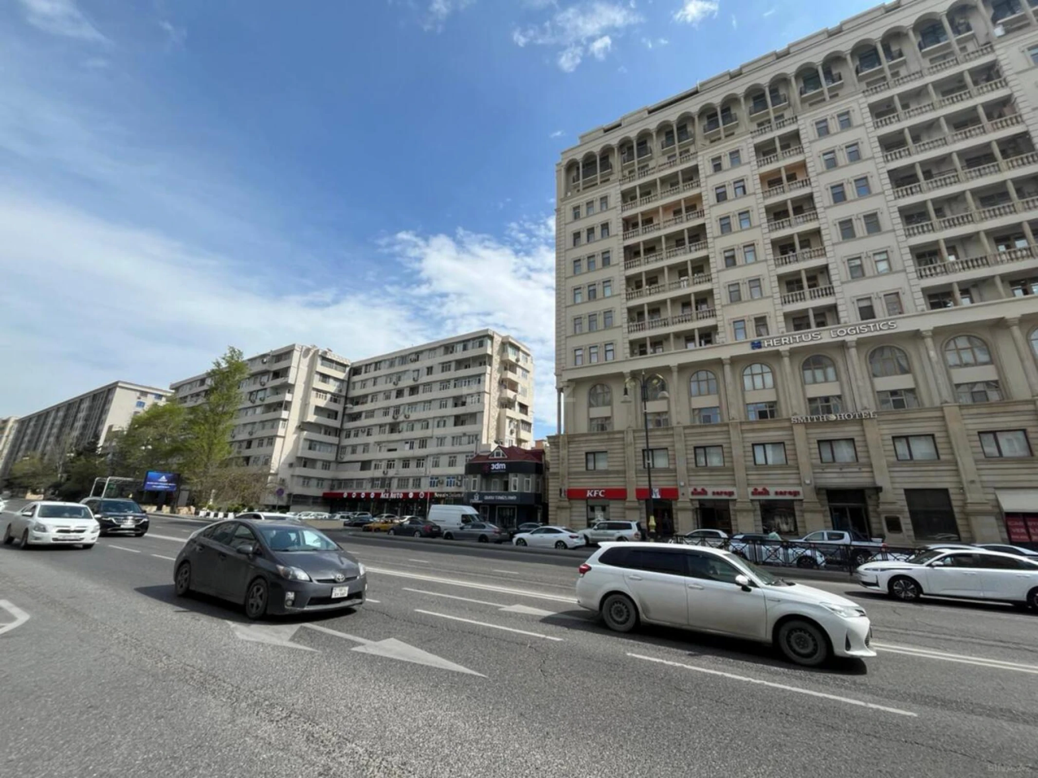 Satılır 2 otaqlı mənzil 65 m²