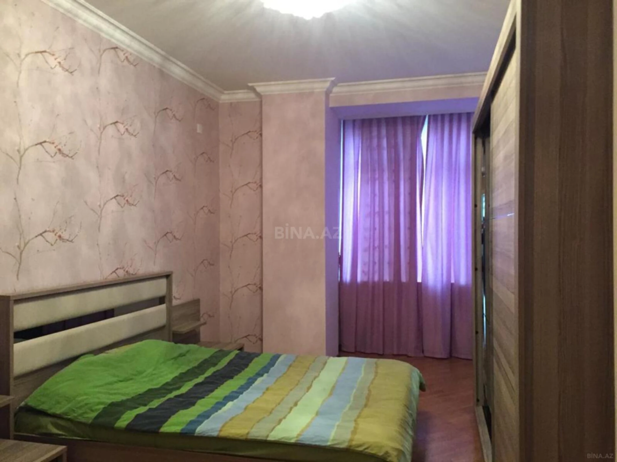 Kirayə verilir 3 otaqlı mənzil 140 m²