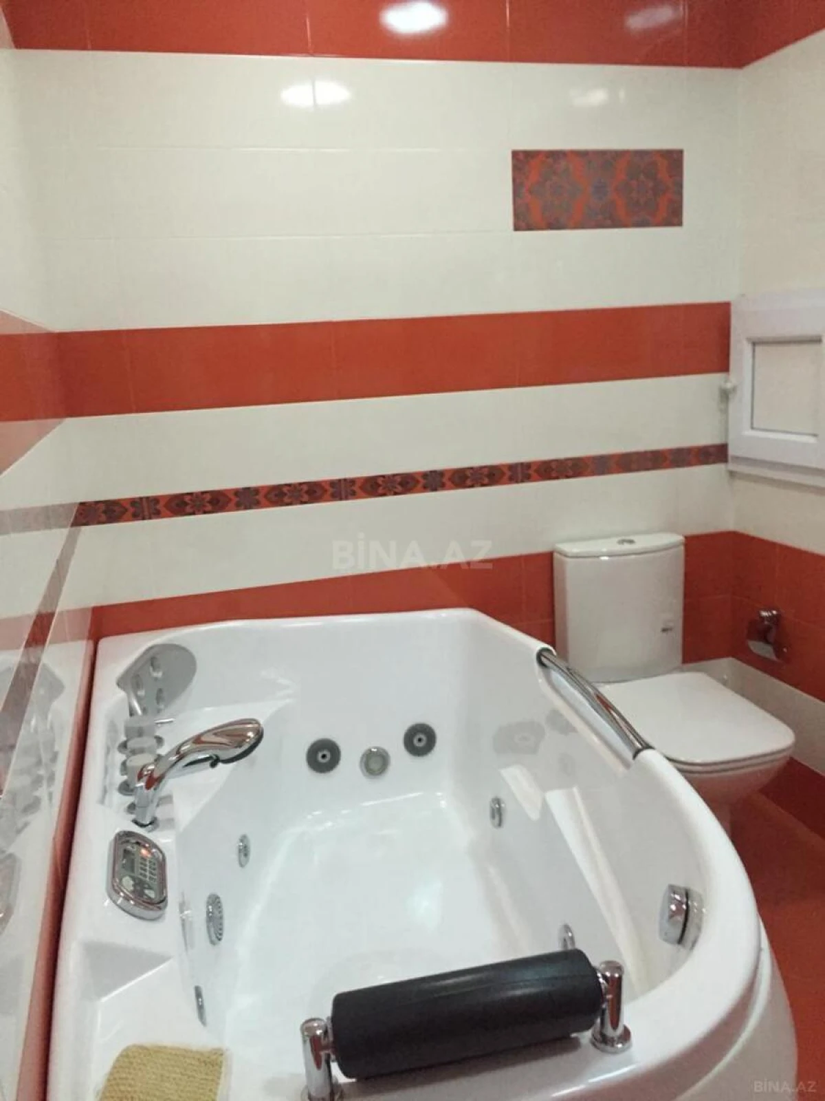 Kirayə verilir 3 otaqlı mənzil 140 m²