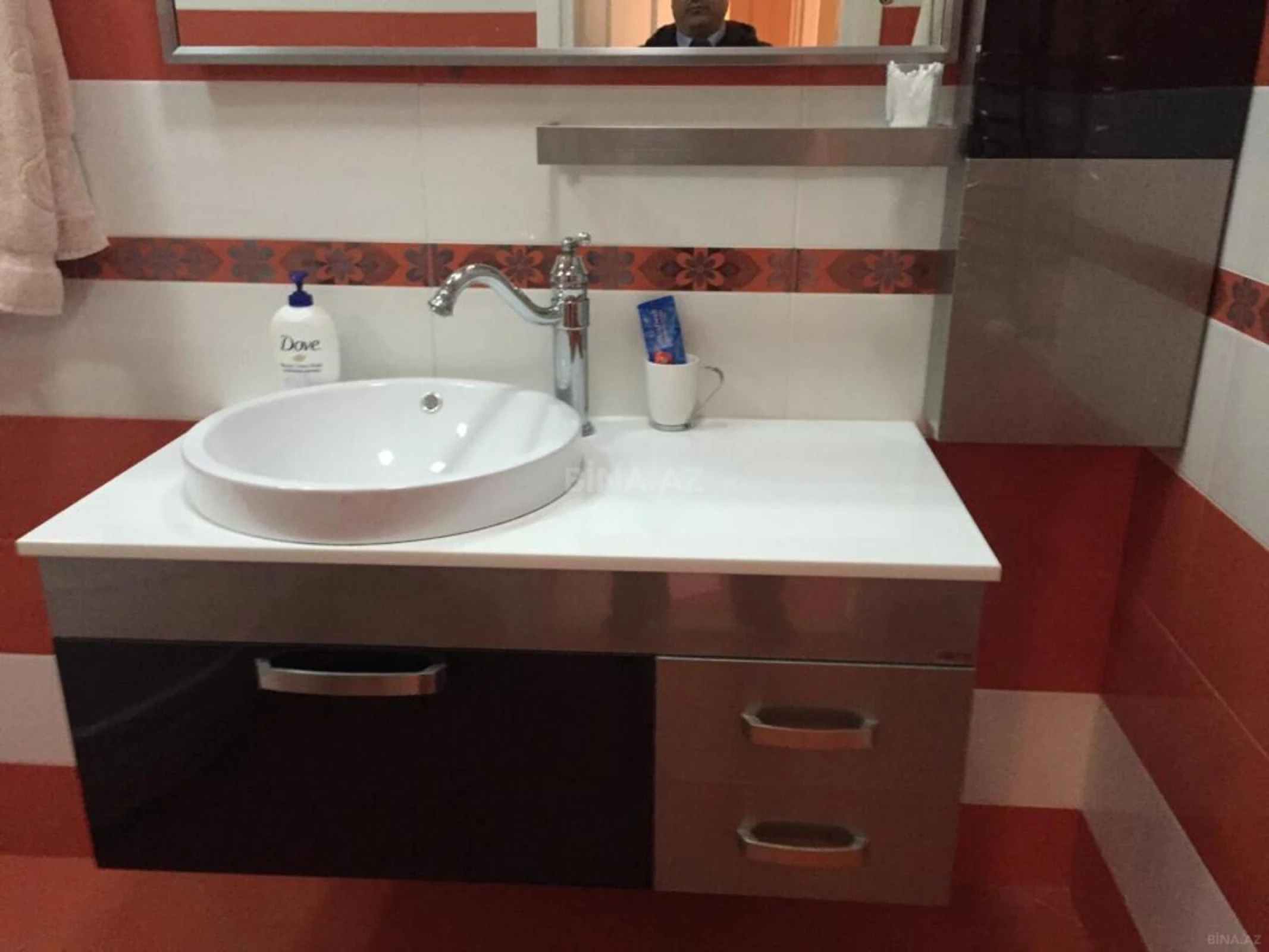 Kirayə verilir 3 otaqlı mənzil 140 m²