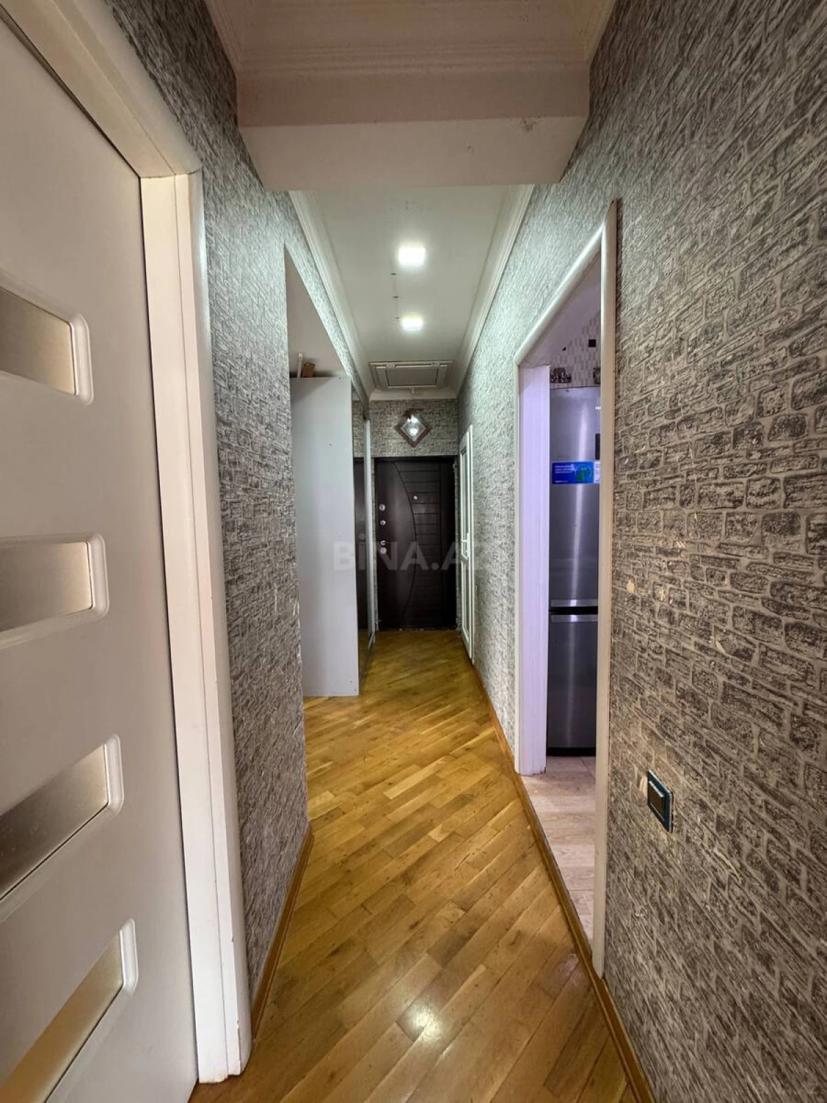 Satılır 3 otaqlı mənzil 65 m²