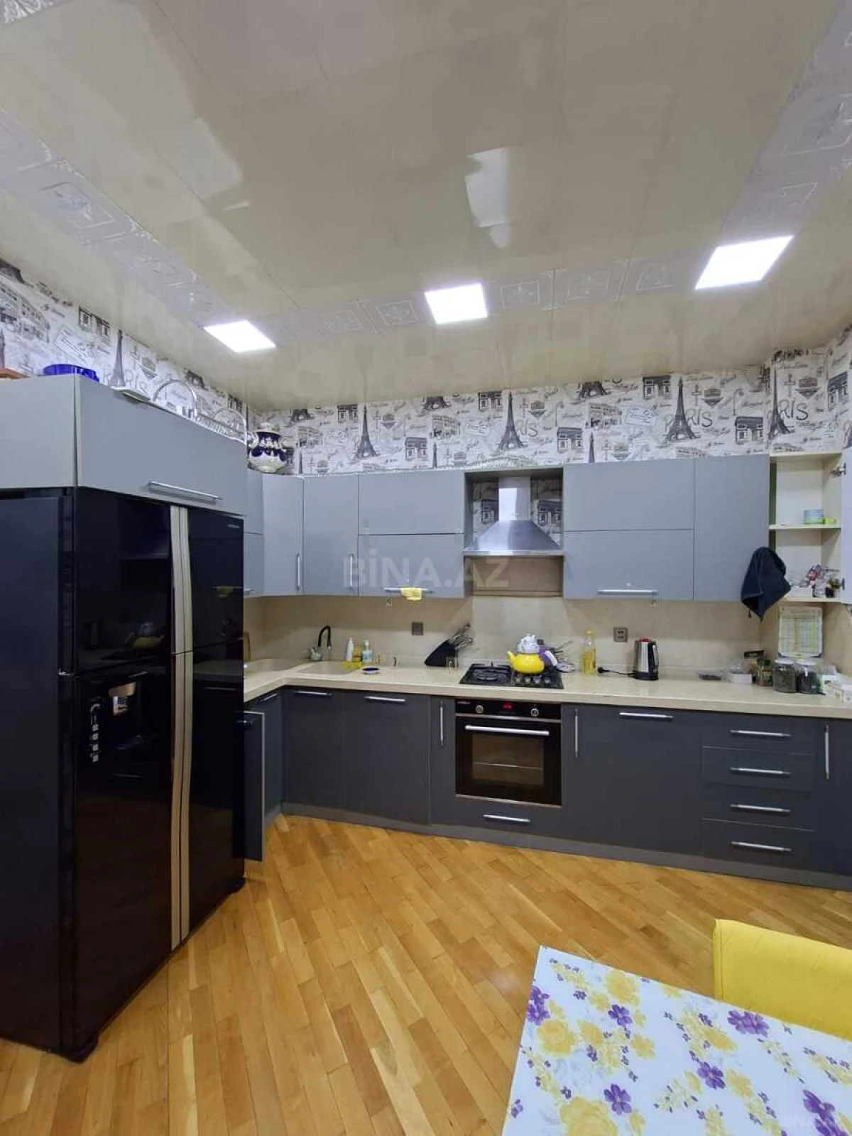 Satılır 2 otaqlı mənzil 100 m²