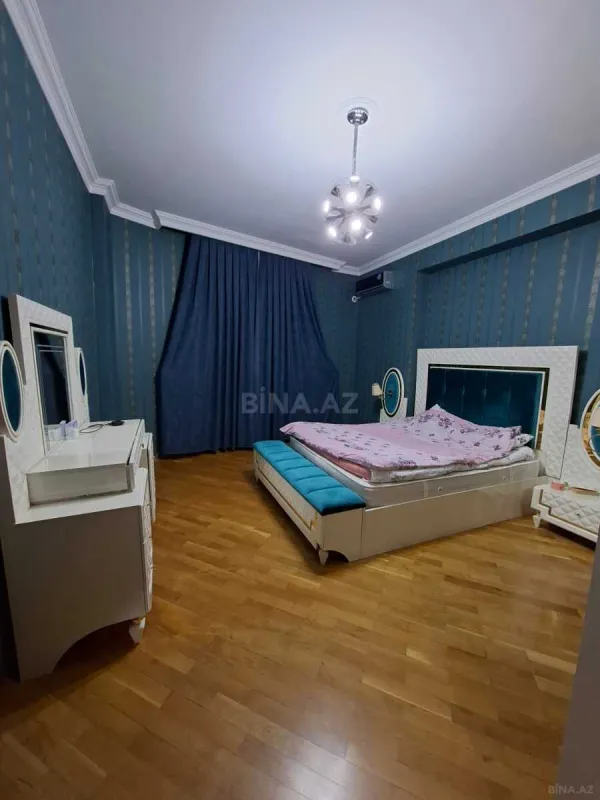 Satılır 2 otaqlı mənzil 100 m²