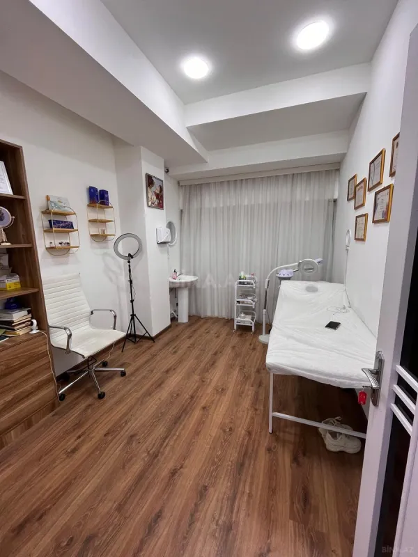 Kirayə verilir 1 otaqlı ofis 17 m²