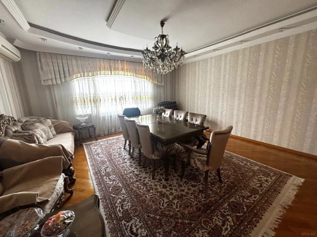 Satılır 3 otaqlı mənzil 140 m²