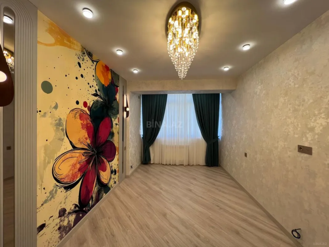 Satılır 3 otaqlı mənzil 110 m²