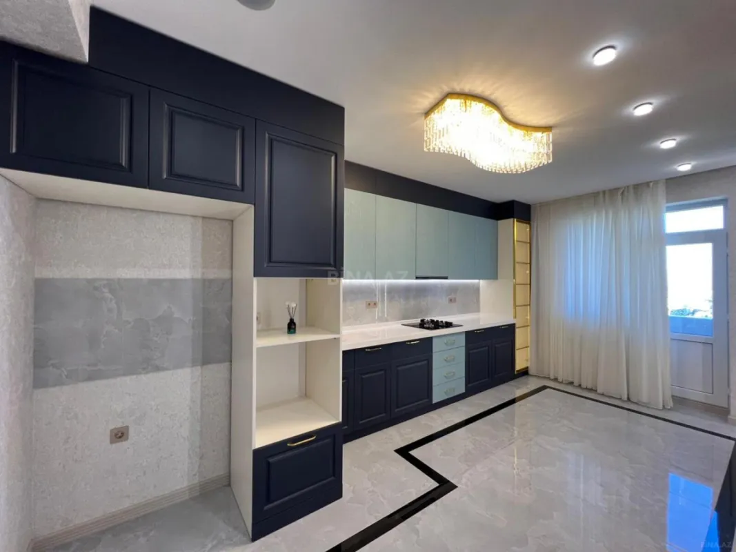 Satılır 3 otaqlı mənzil 110 m²