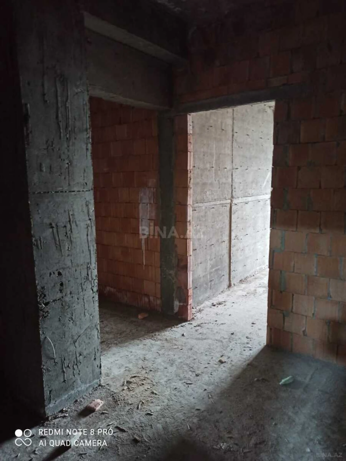 Satılır 3 otaqlı mənzil 150 m²