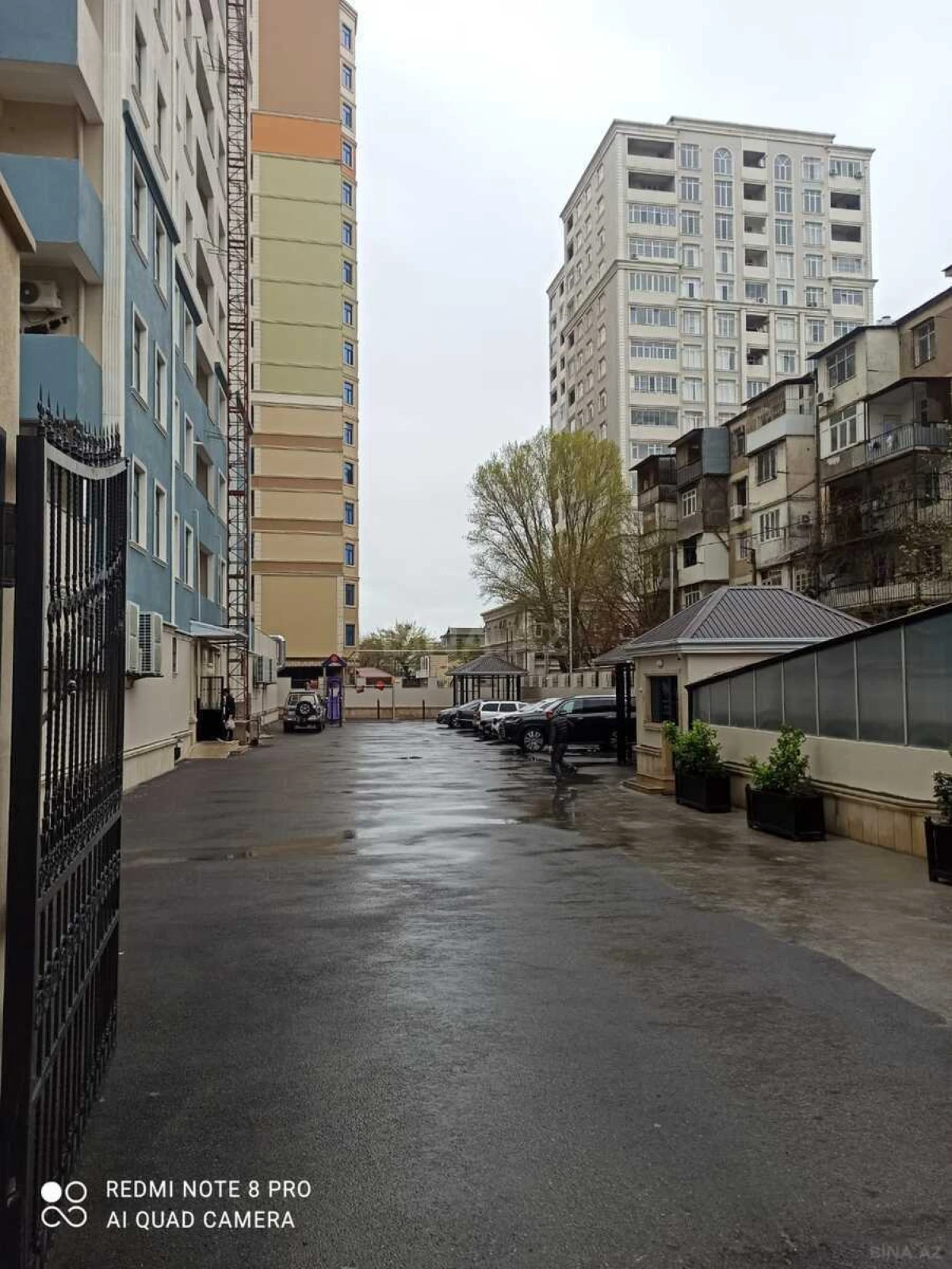 Satılır 3 otaqlı mənzil 150 m²