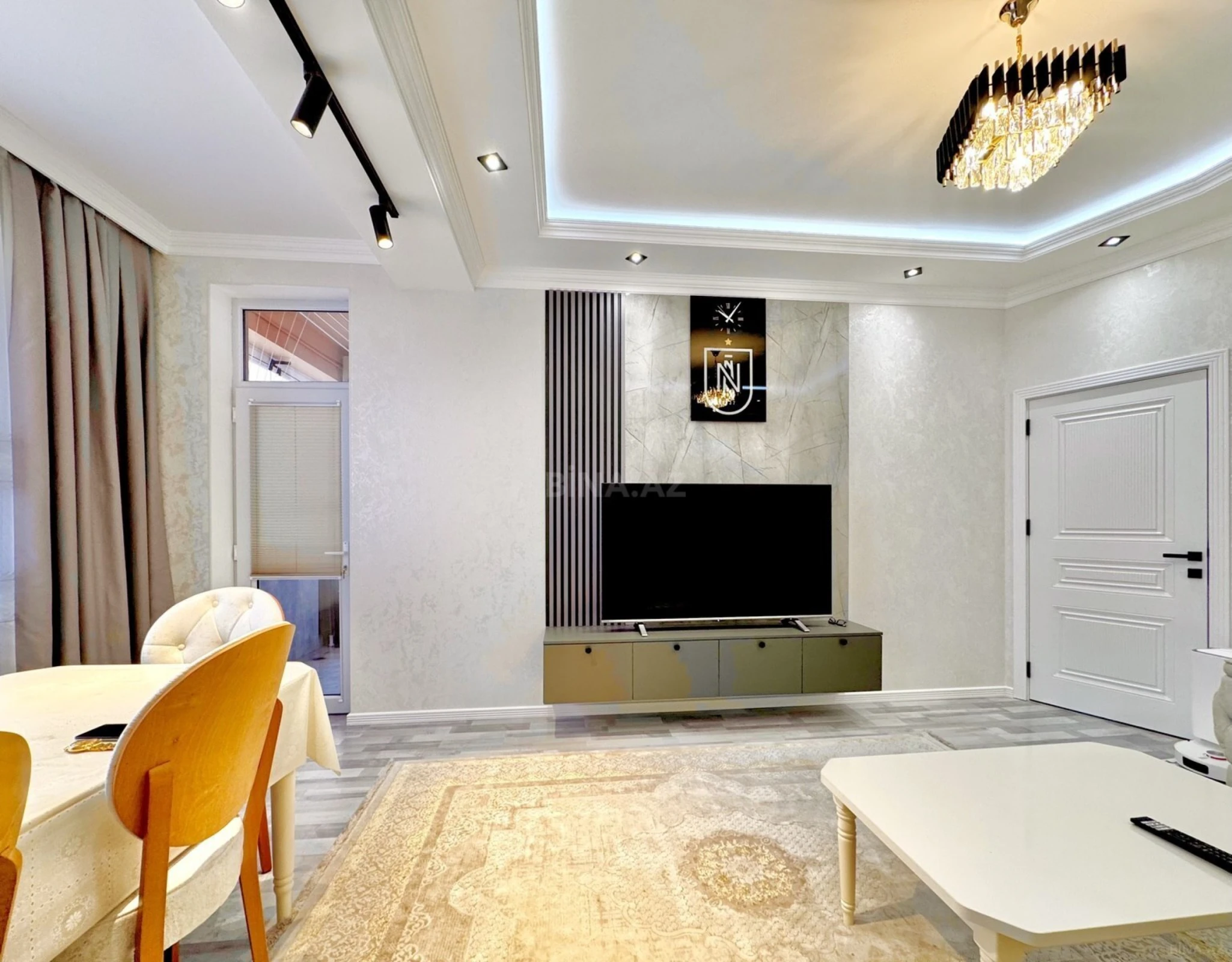 Satılır 2 otaqlı mənzil 70 m²