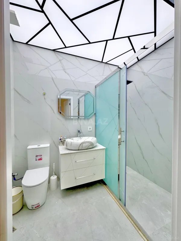 Satılır 2 otaqlı mənzil 70 m²