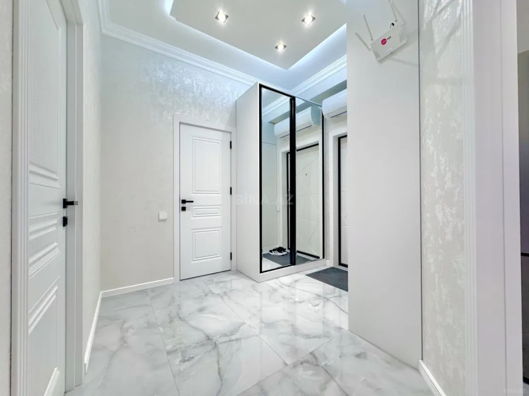 Satılır 2 otaqlı mənzil 70 m²