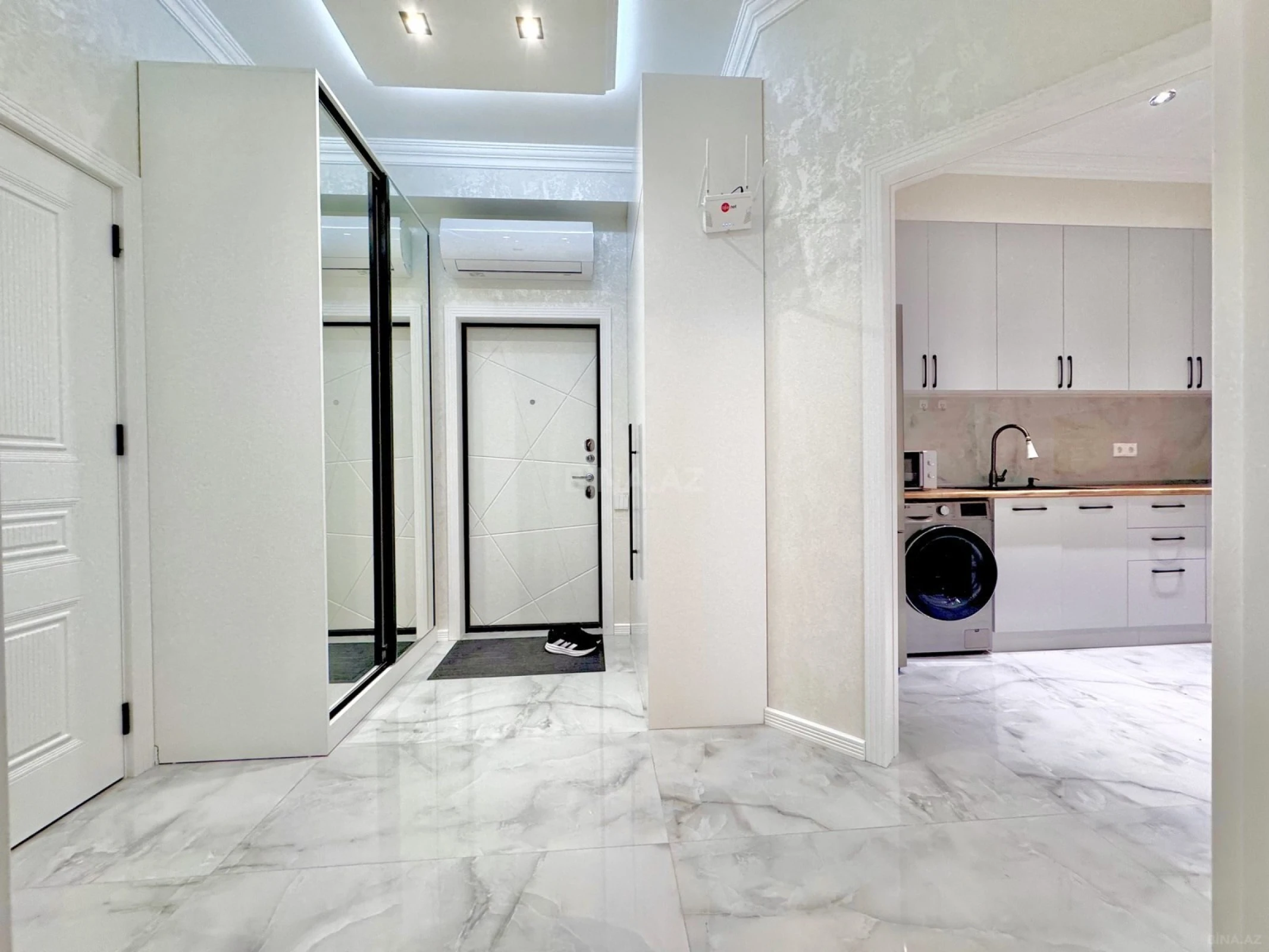 Satılır 2 otaqlı mənzil 70 m²