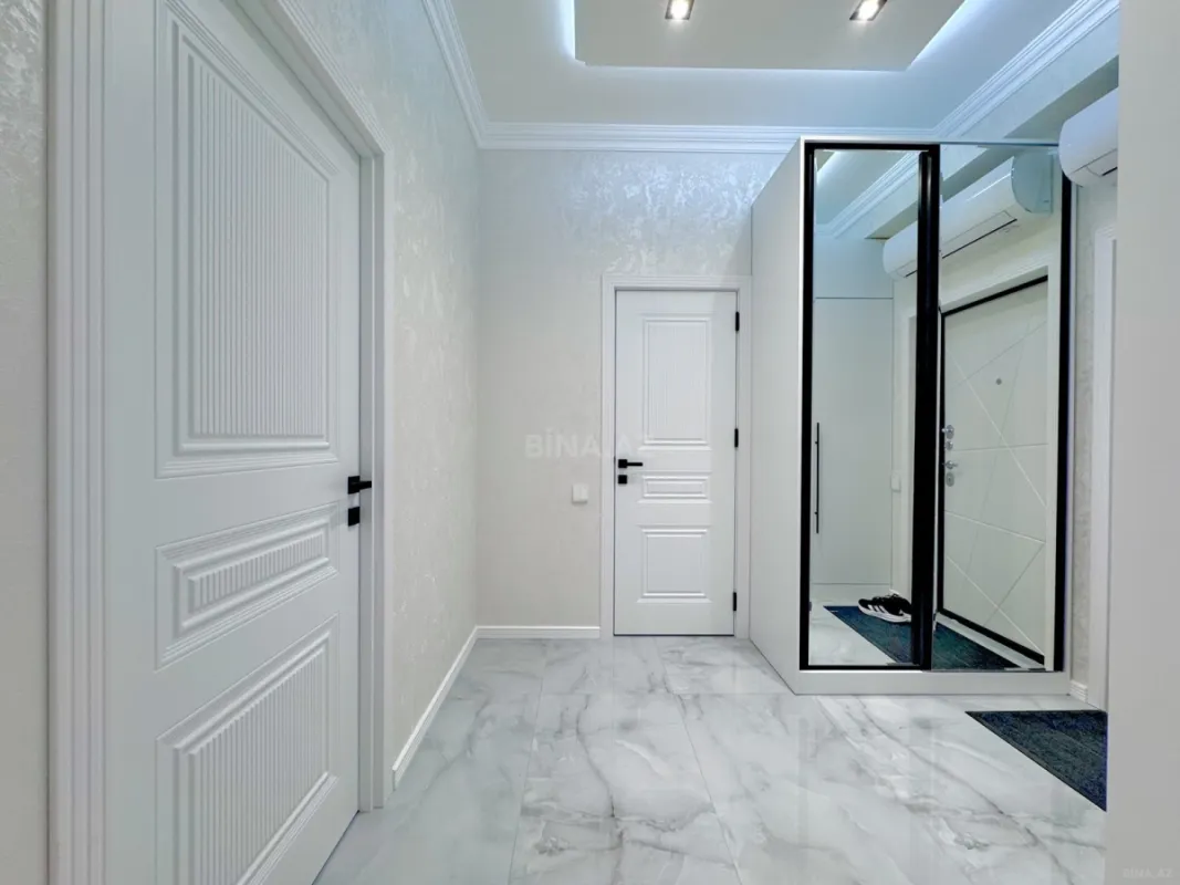 Satılır 2 otaqlı mənzil 70 m²