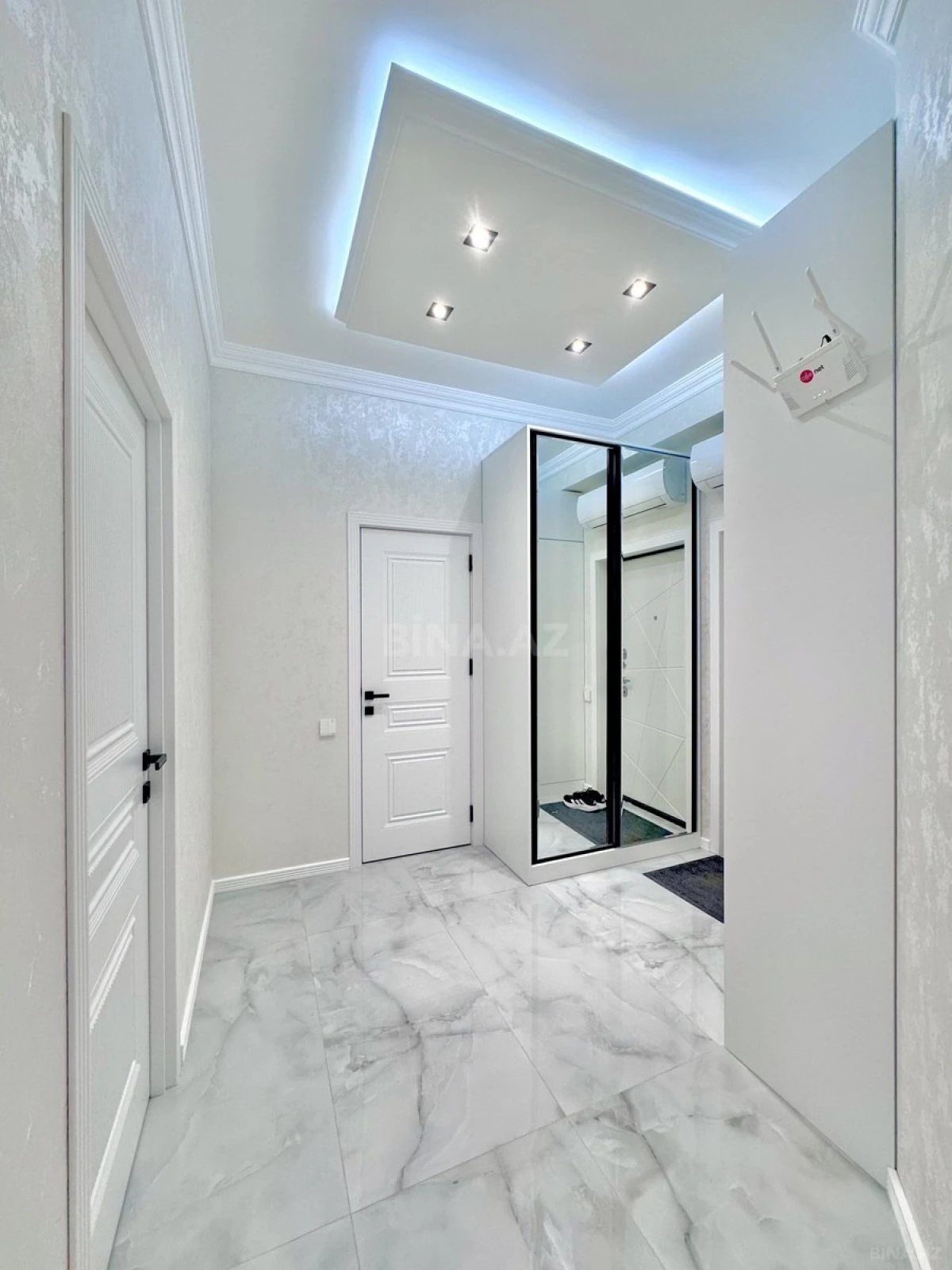 Satılır 2 otaqlı mənzil 70 m²