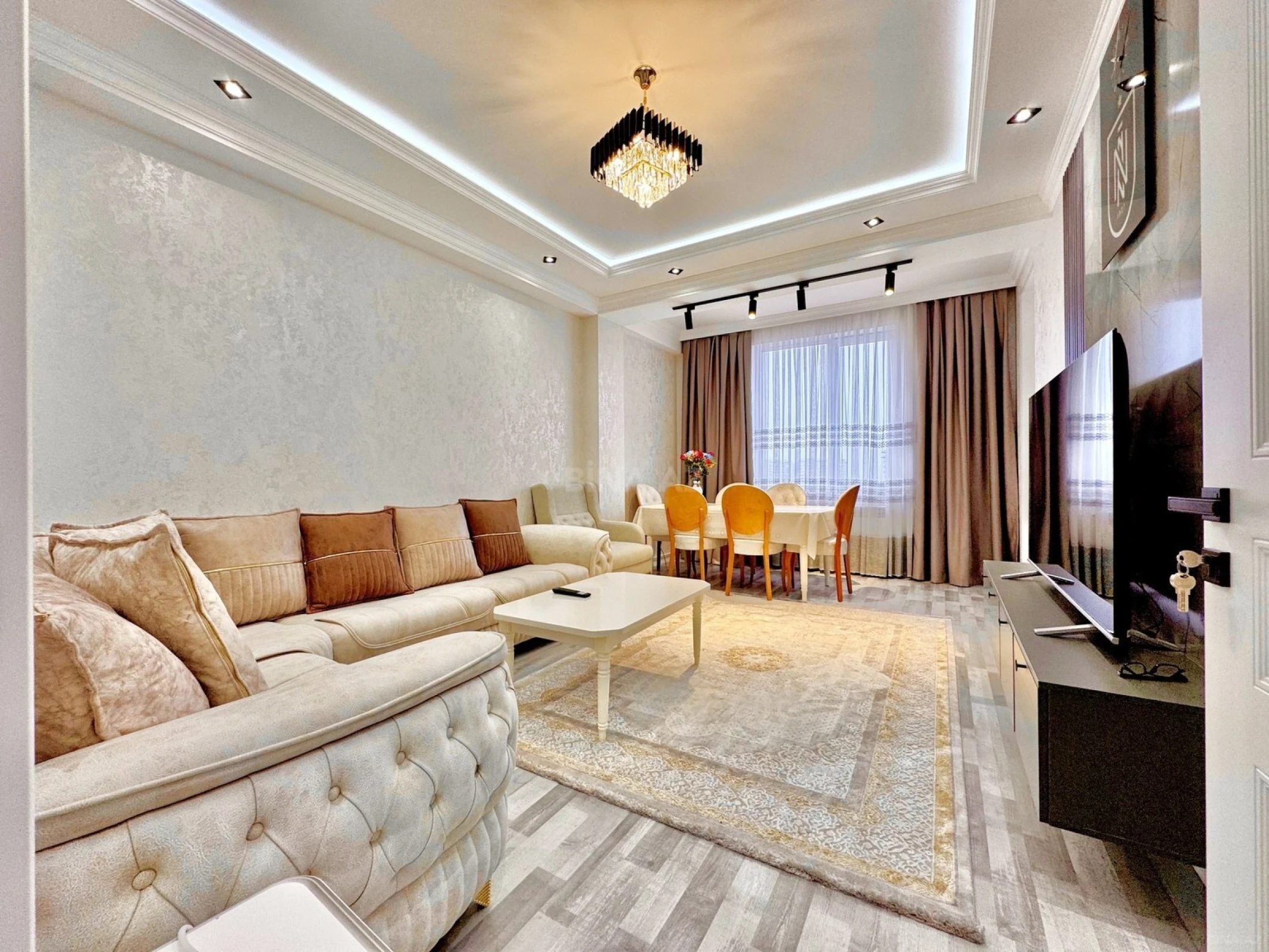 Satılır 2 otaqlı mənzil 70 m²