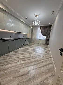 Satılır 3 otaqlı mənzil 105 m²