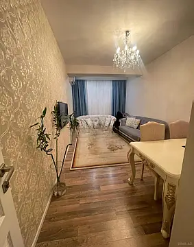 Satılır 2 otaqlı mənzil 80 m² — Bakı, İnşaatçılar 2 otaq 80.00 m²