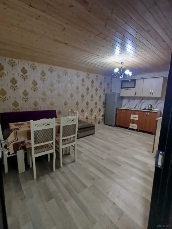 Kirayə verilir 3 otaqlı həyət evi 60 m²
