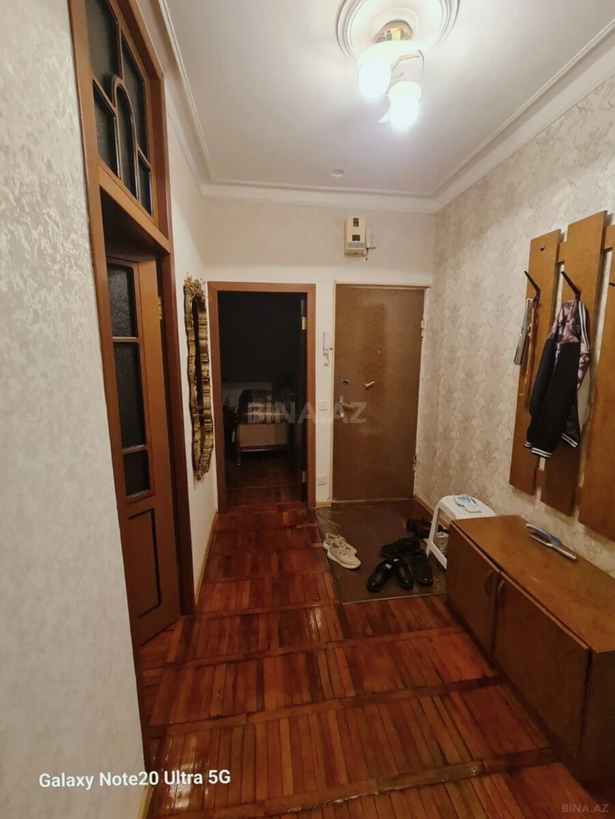 Satılır 4 otaqlı mənzil 115 m²