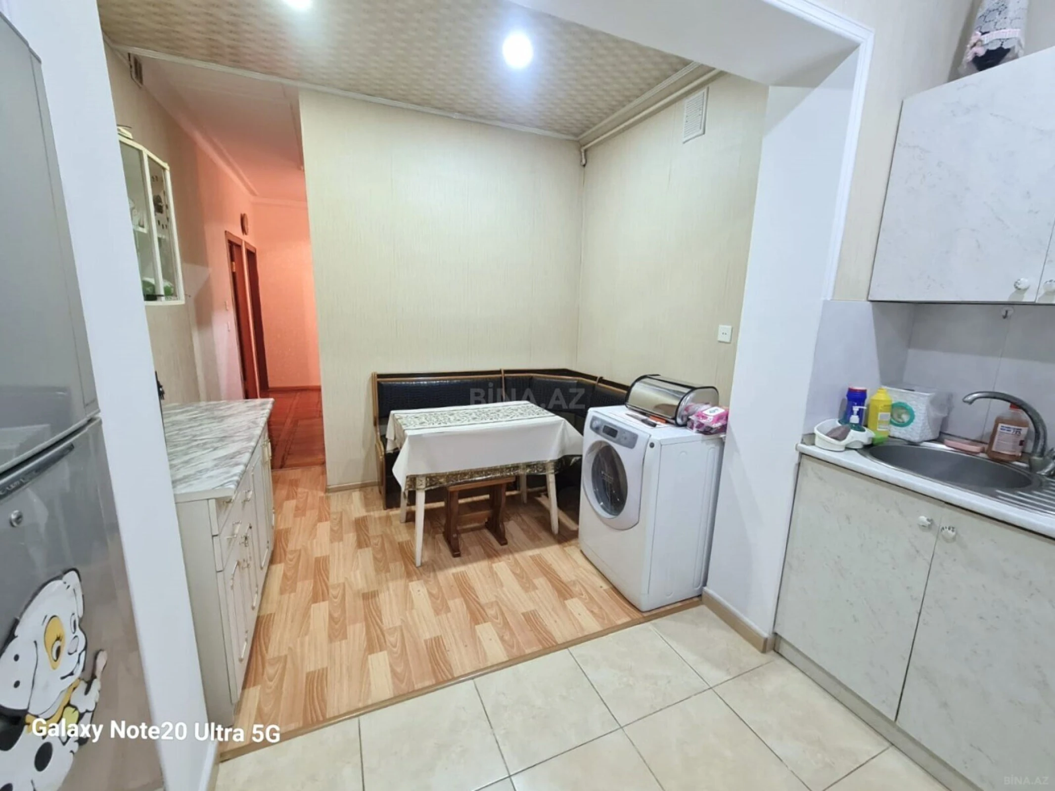 Satılır 4 otaqlı mənzil 115 m²