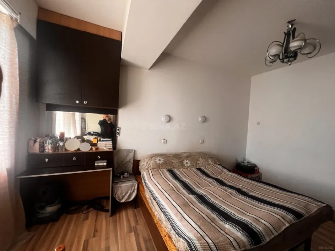 Satılır 2 otaqlı mənzil 61 m²