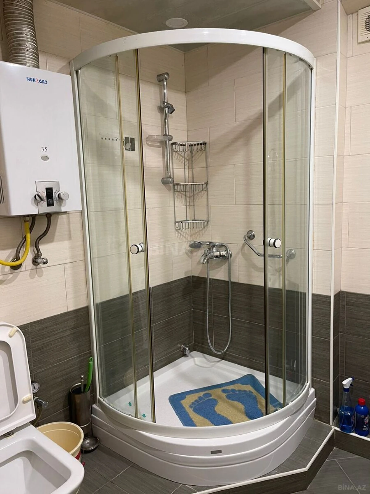 Kirayə verilir 2 otaqlı mənzil 70 m²