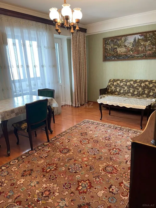 Kirayə verilir 2 otaqlı mənzil 70 m²