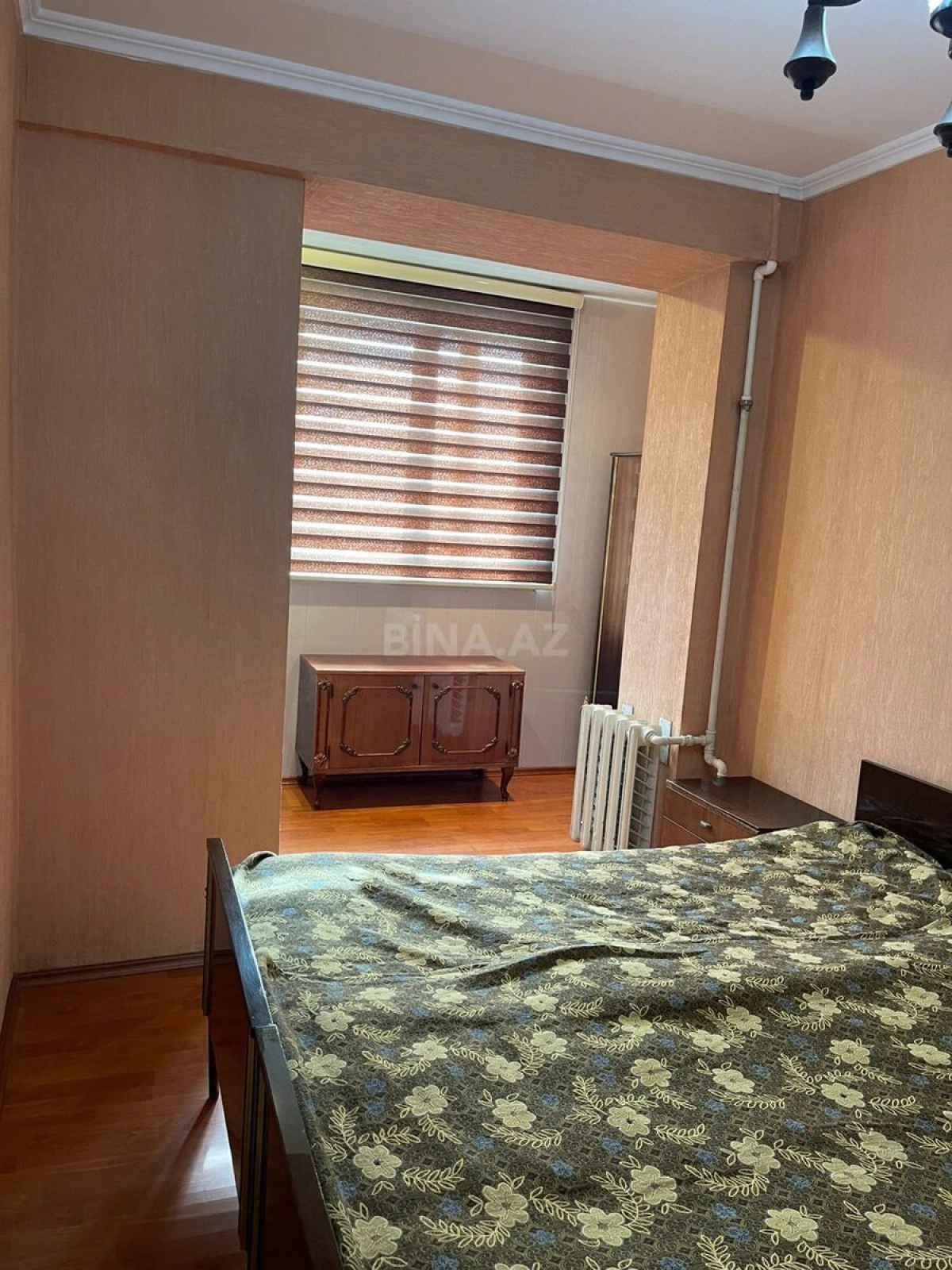 Kirayə verilir 2 otaqlı mənzil 70 m²