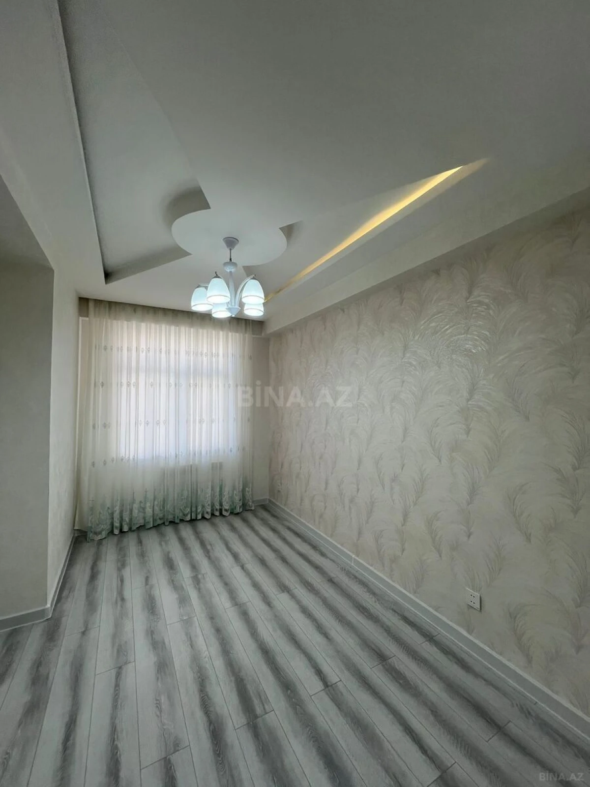 Satılır 2 otaqlı mənzil 56 m²