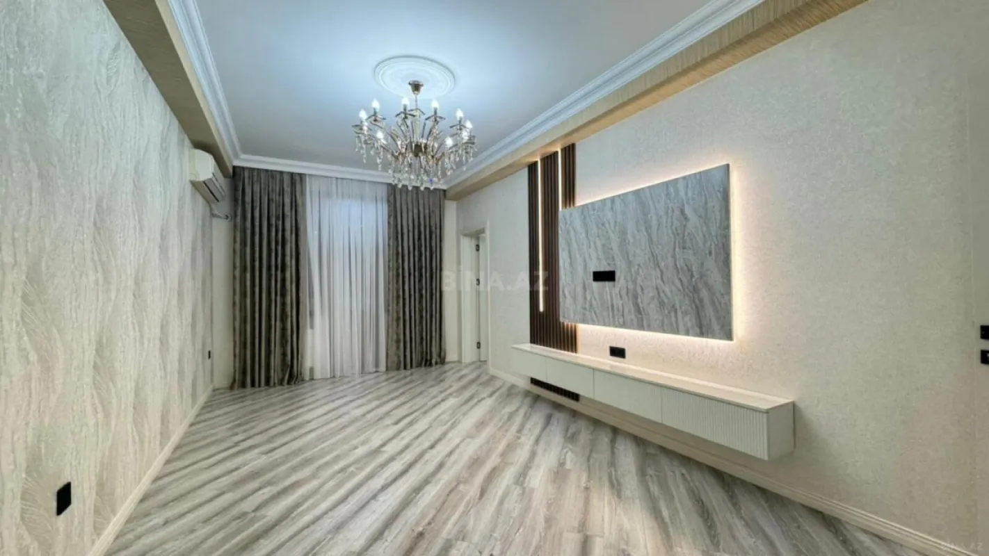 Satılır 3 otaqlı mənzil 98 m²