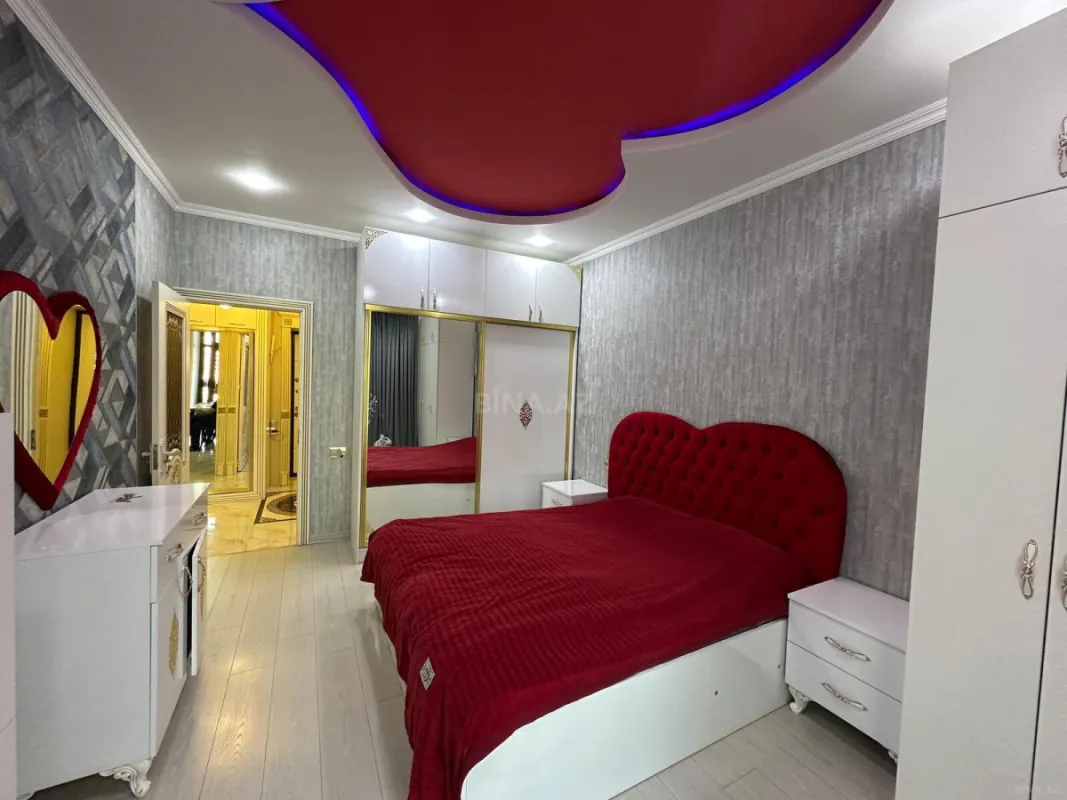 Kirayə verilir 2 otaqlı mənzil 100.4 m²