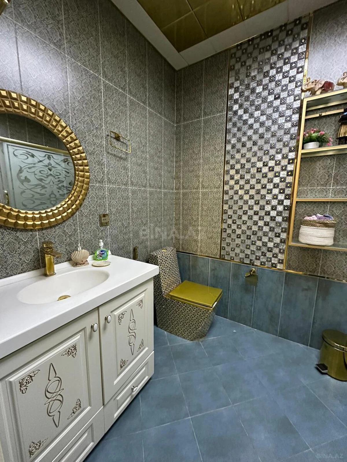 Kirayə verilir 2 otaqlı mənzil 100.4 m²