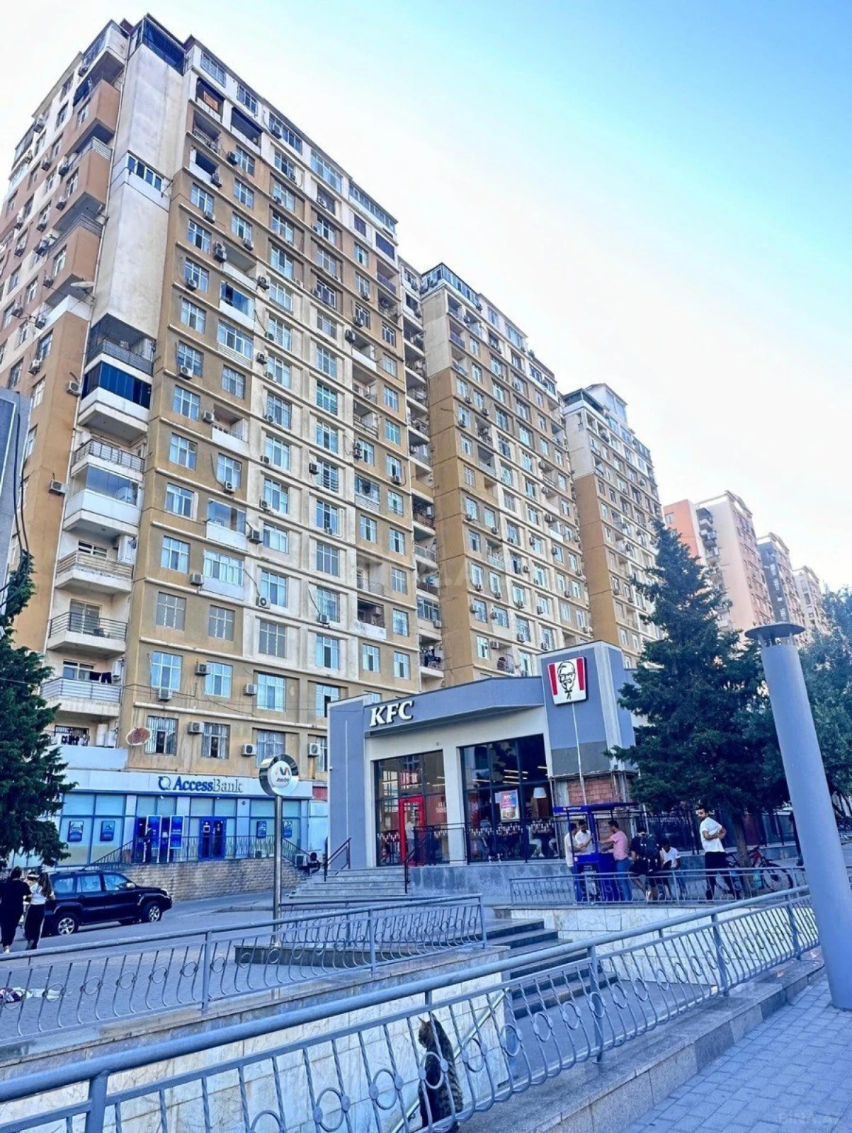 Satılır 3 otaqlı mənzil 103 m²