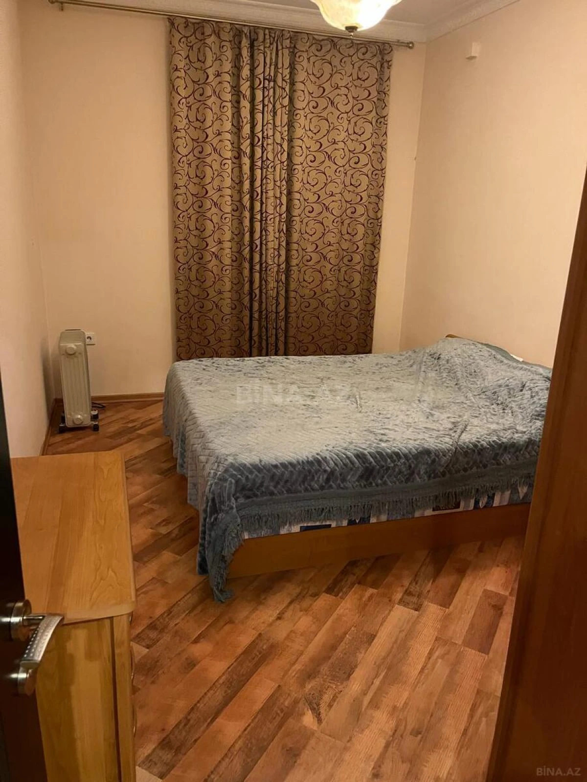 Kirayə verilir 2 otaqlı mənzil 80 m²