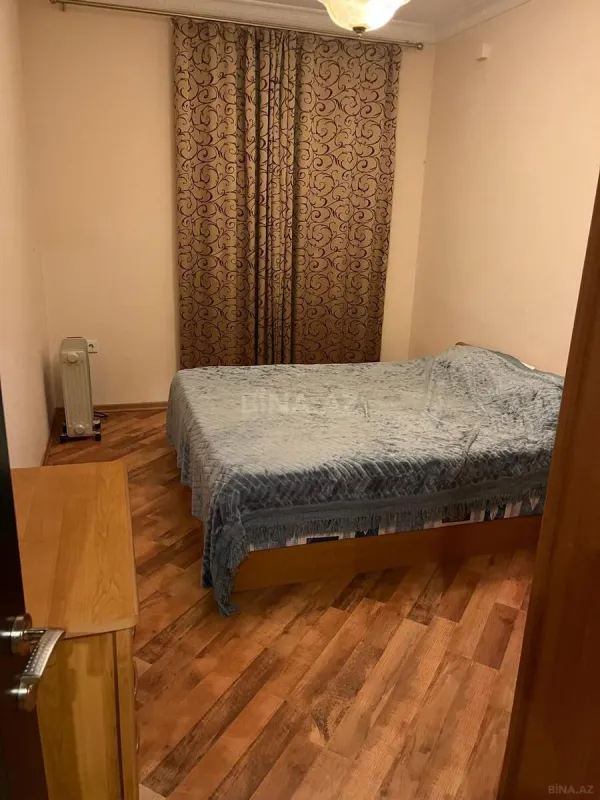 Kirayə verilir 2 otaqlı mənzil 80 m²