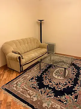 Kirayə verilir 2 otaqlı mənzil 80 m²